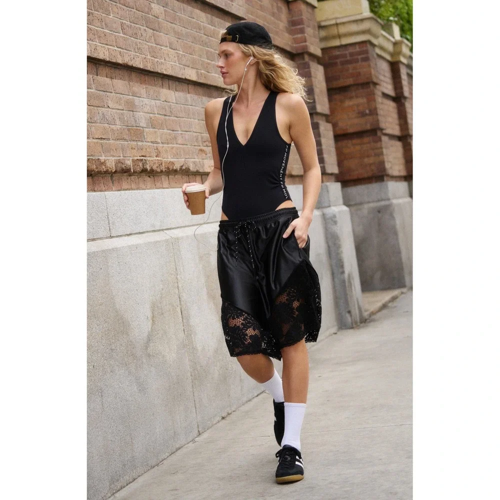 FP Movement Roster Tie Waist Lace Trim Shorts Black Size Small New With Tags_3
